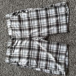 Mens Hollas Gray White Silver Plaid Size 36 Shorts